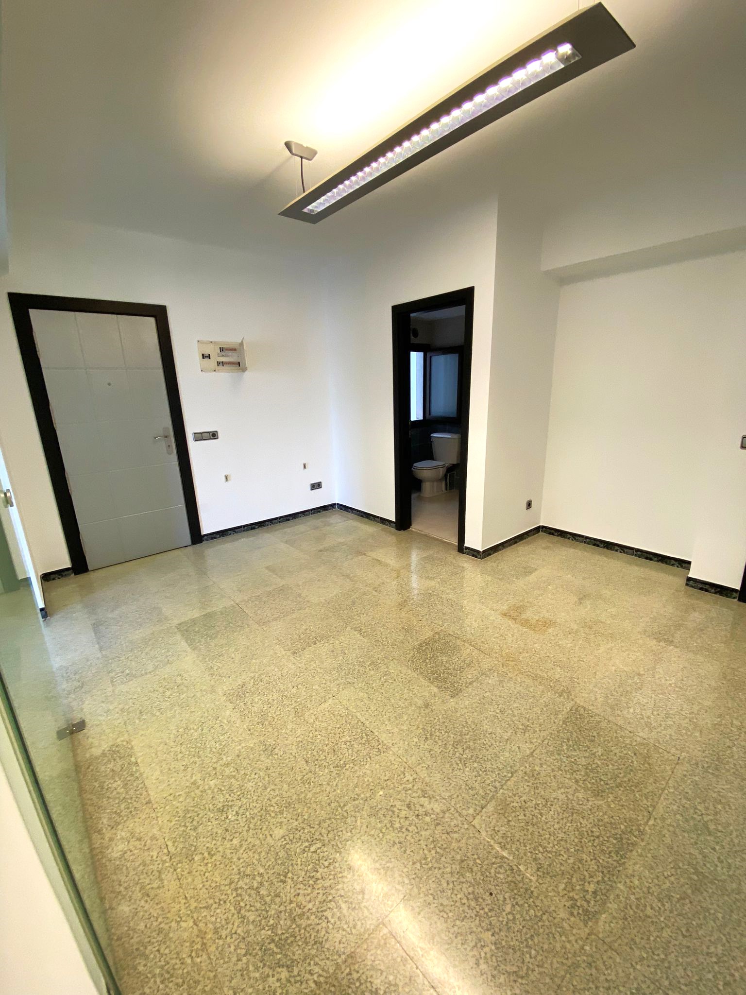3065-LC- Bonito piso amplio en Plaza de Toros